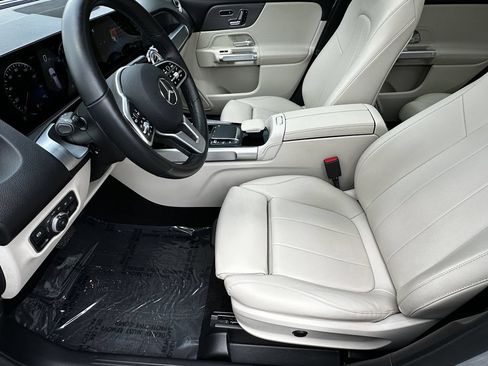 Certified 2022 Mercedes-Benz GLB 250 image 10
