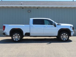 Used 2026 GMC Sierra 2500 Denali Ultimate AWD/4WD video 2