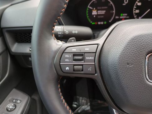 Used 2025 Honda CR-V Sport image 20