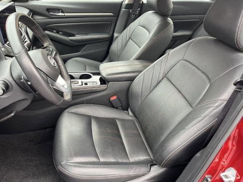 Certified 2024 Nissan Altima 2.0 SR image 15