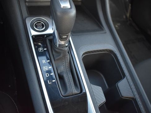 Used 2024 Nissan Sentra SV image 10