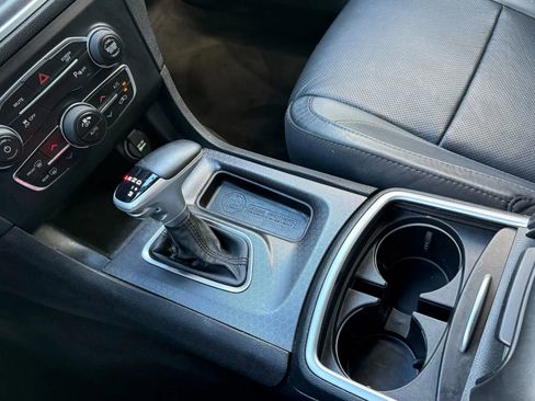 Used 2017 Dodge Charger SXT w/ AWD Plus Group image 19