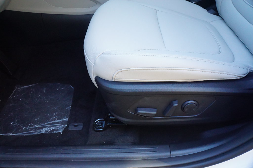 New 2026 Hyundai Tucson SEL Plus FWD image 16