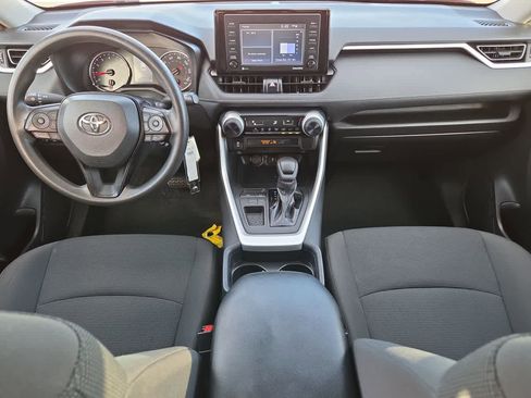 Used 2021 Toyota RAV4 LE image 14