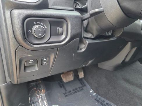 Used 2025 RAM 1500 Big Horn AWD/4WD image 22