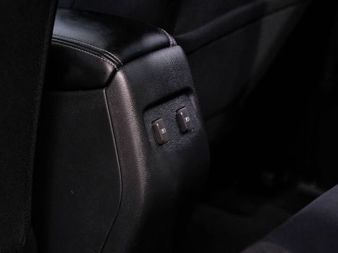 Used 2023 Nissan Kicks SR FWD image 48