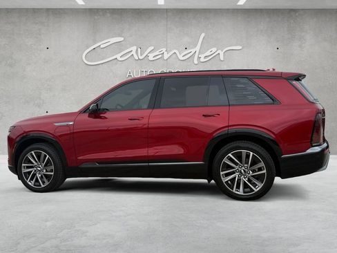 Certified 2026 Cadillac Vistiq Sport AWD/4WD image 13