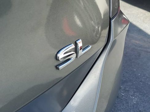 Used 2019 Nissan Rogue SL FWD image 9