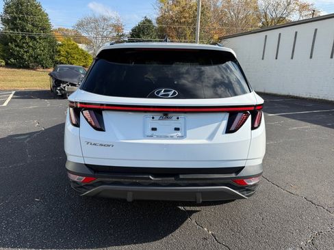 Used 2022 Hyundai Tucson Limited image 16