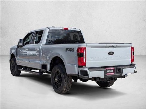 New 2026 Ford F250 Lariat w/ Black Appearance Package image 8