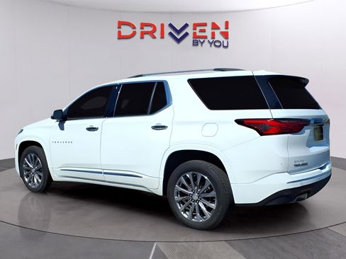 Used 2022 Chevrolet Traverse Premier w/ LPO, Floor Liner Package image 3
