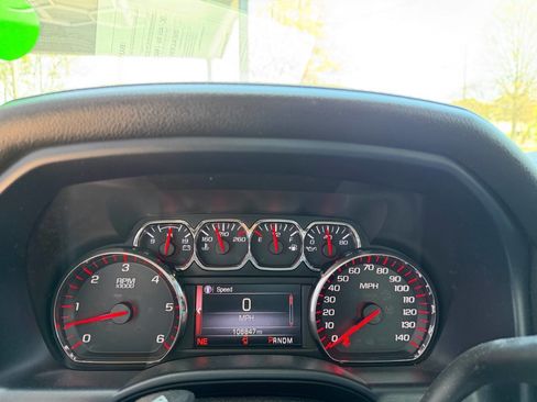 Used 2015 GMC Sierra 1500 SLT w/ SLT Crew Cab Value Package image 11