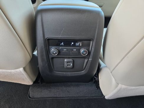 Used 2023 Buick Enclave Essence w/ Experience Buick Package FWD image 14
