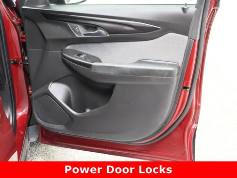 Used 2024 Chevrolet TrailBlazer LS w/ LS Convenience Package image 33