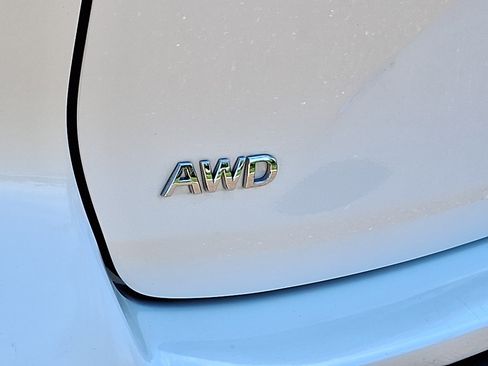 Certified 2023 INFINITI QX50 Luxe AWD/4WD image 33