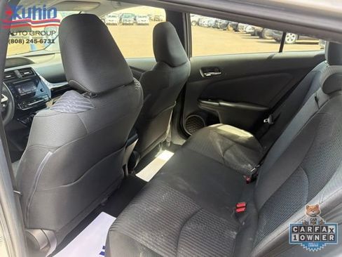 Used 2018 Toyota Prius Two FWD image 37