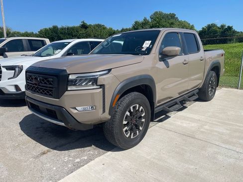 Used 2024 Nissan Frontier PRO-4X w/ Technology Package AWD/4WD image 1