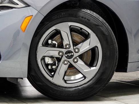 Used 2023 Kia K5 LXS FWD image 3