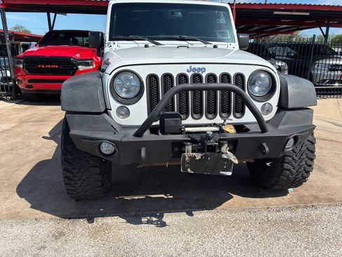 Used 2015 Jeep Wrangler Unlimited Sport w/ Quick Order Package 24S AWD/4WD image 12