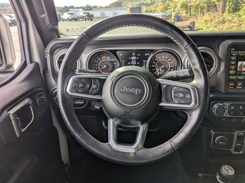 Certified 2022 Jeep Wrangler Unlimited Sahara w/ Cold Weather Group AWD/4WD image 13
