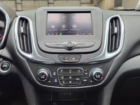 Used 2022 Chevrolet Equinox LT FWD image 17