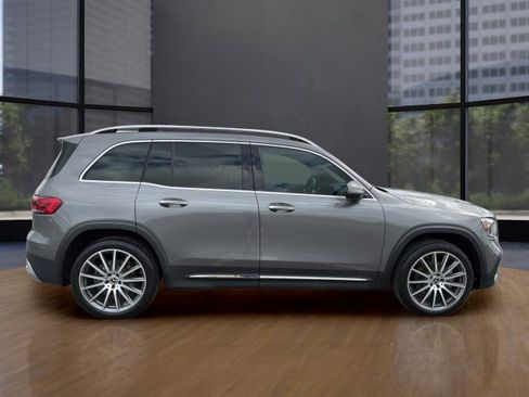 Used 2023 Mercedes-Benz GLB 250 image 17