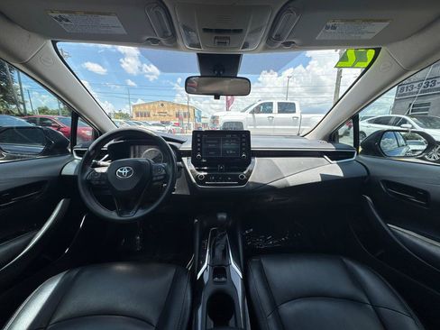 Used 2022 Toyota Corolla LE FWD image 16