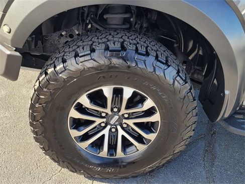 Certified 2020 Ford F150 Raptor w/ Equipment Group 801A Mid image 17