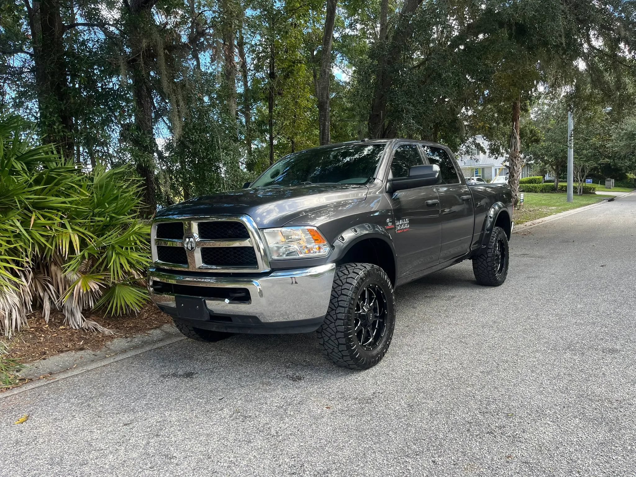 Used 2018 RAM 3500 Tradesman w/ Chrome Appearance Group AWD/4WD image 6