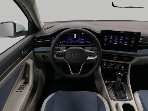 New 2026 Volkswagen Jetta SE image 12