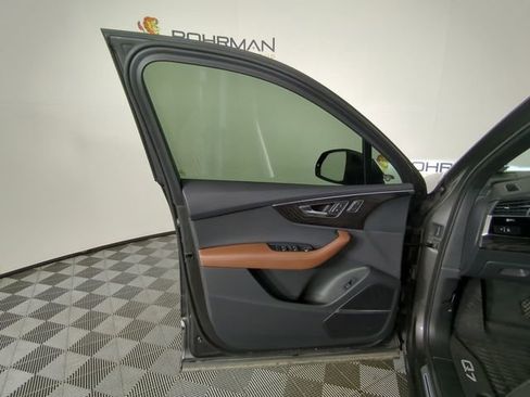 Used 2021 Audi Q7 3.0T Prestige w/ Prestige Package image 19