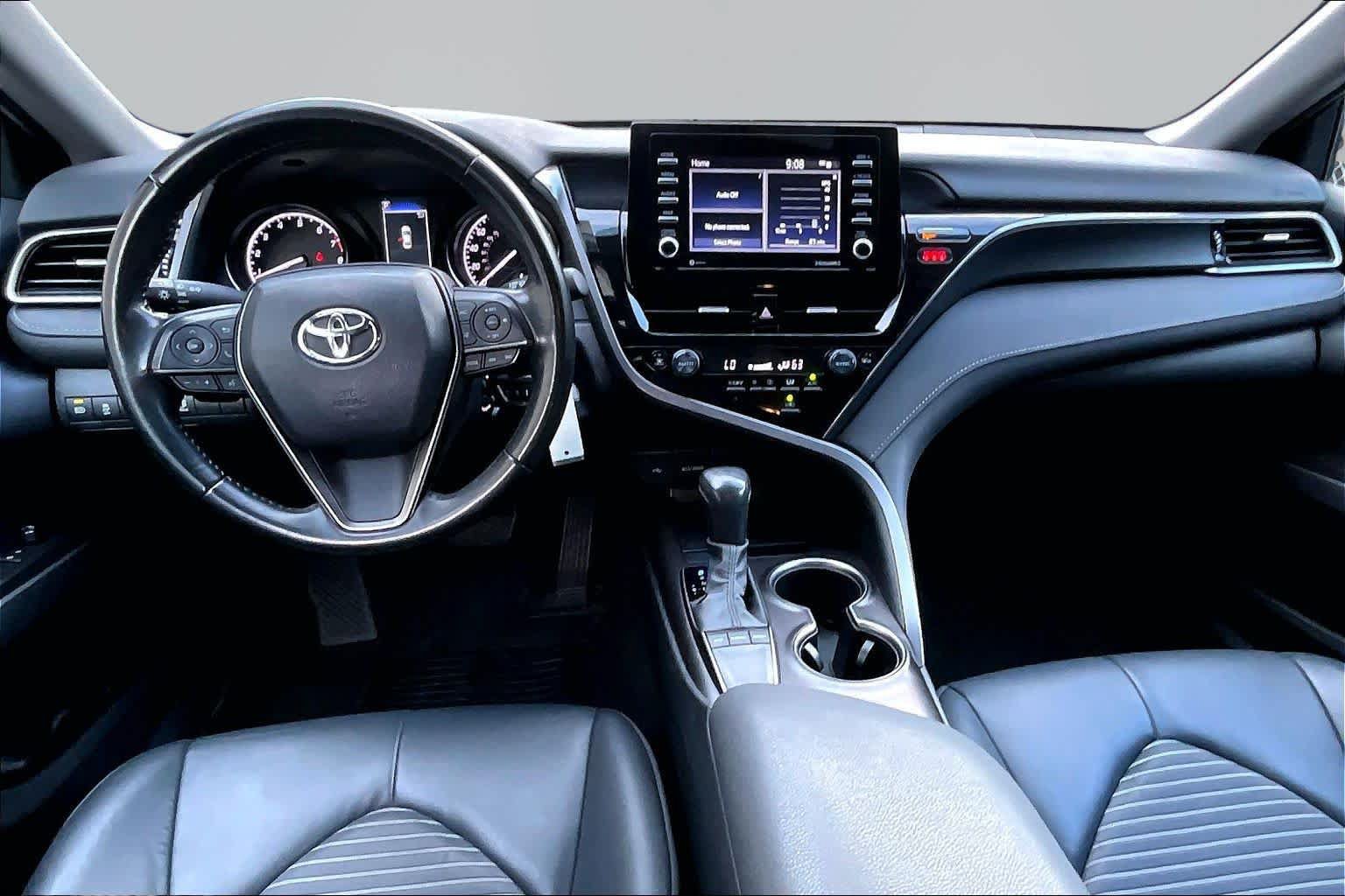 Used 2024 Toyota Camry SE FWD image 16