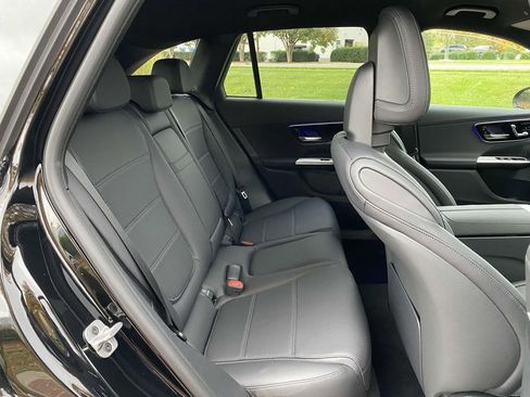 Certified 2025 Mercedes-Benz GLC 300 4MATIC image 15