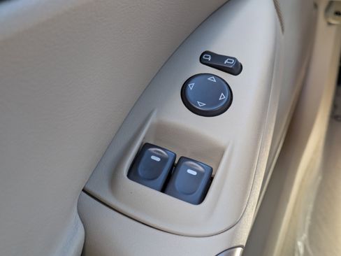 Used 2010 Chevrolet Corvette Grand Sport w/ Preferred Equipment Group image 21