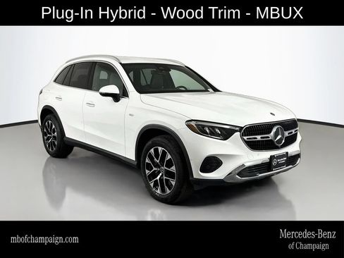 Used 2025 Mercedes-Benz GLC 350e 4MATIC image 1