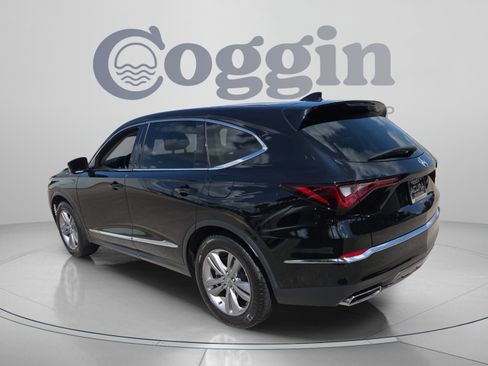 Used 2025 Acura MDX SH-AWD image 3