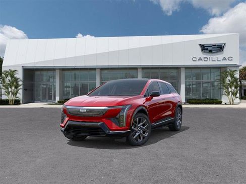 New 2026 Cadillac Optiq Luxury 1 image 8