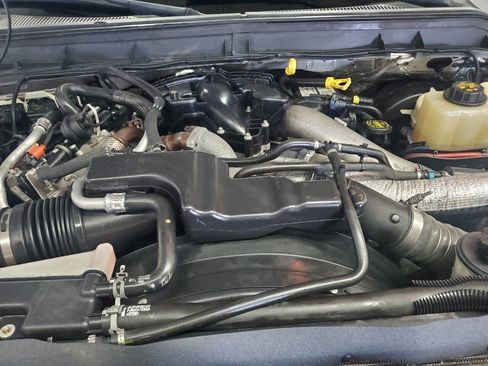 Used 2014 Ford F250 XL w/ XL Value Package image 3