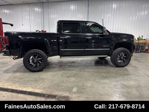 Used 2018 GMC Sierra 1500 Denali w/ Denali Ultimate Package image 22