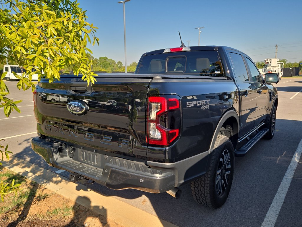 Used 2025 Ford Ranger Lariat w/ Trailer Tow Package AWD/4WD image 3