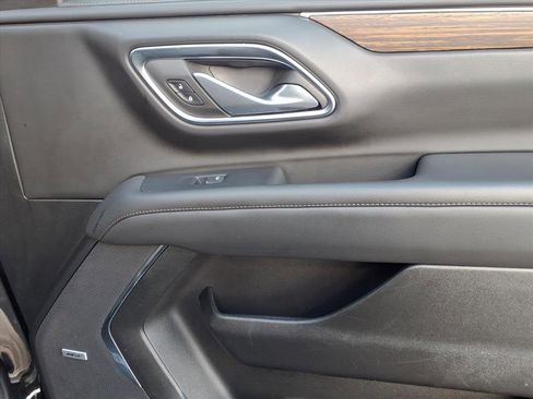 Used 2024 Chevrolet Tahoe High Country image 25