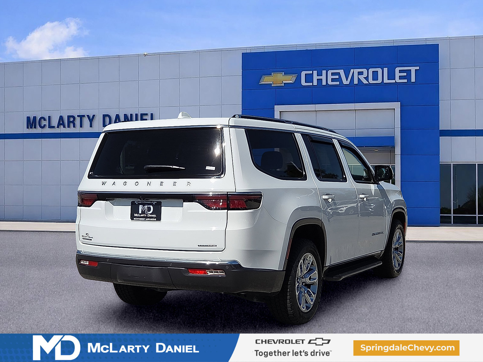 Used 2022 Jeep Wagoneer Series I AWD/4WD image 5