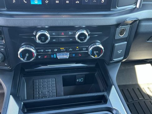 Used 2026 Ford F350 Platinum w/ Tremor Off-Road Package AWD/4WD image 31