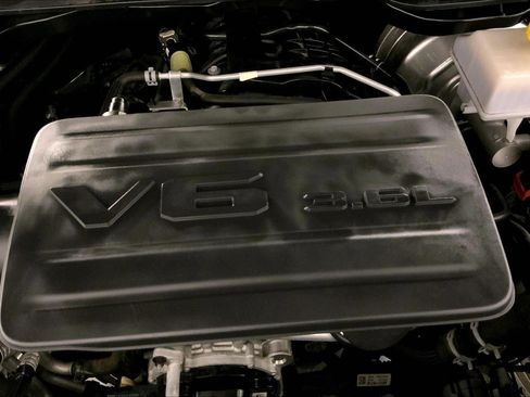 Used 2022 RAM 1500 Big Horn AWD/4WD image 30