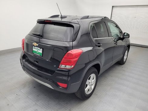 Used 2017 Chevrolet Trax LT w/ Driver Confidence Package image 9