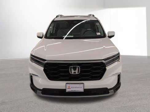 New 2025 Honda Pilot Touring image 26