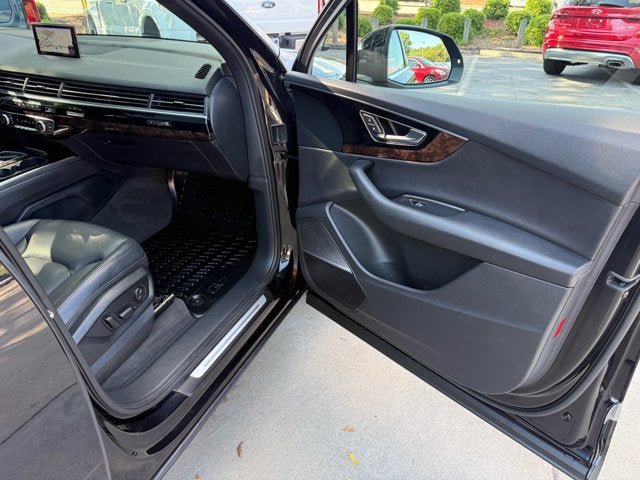 Used 2019 Audi Q7 3.0T Prestige w/ Prestige Package AWD/4WD image 38