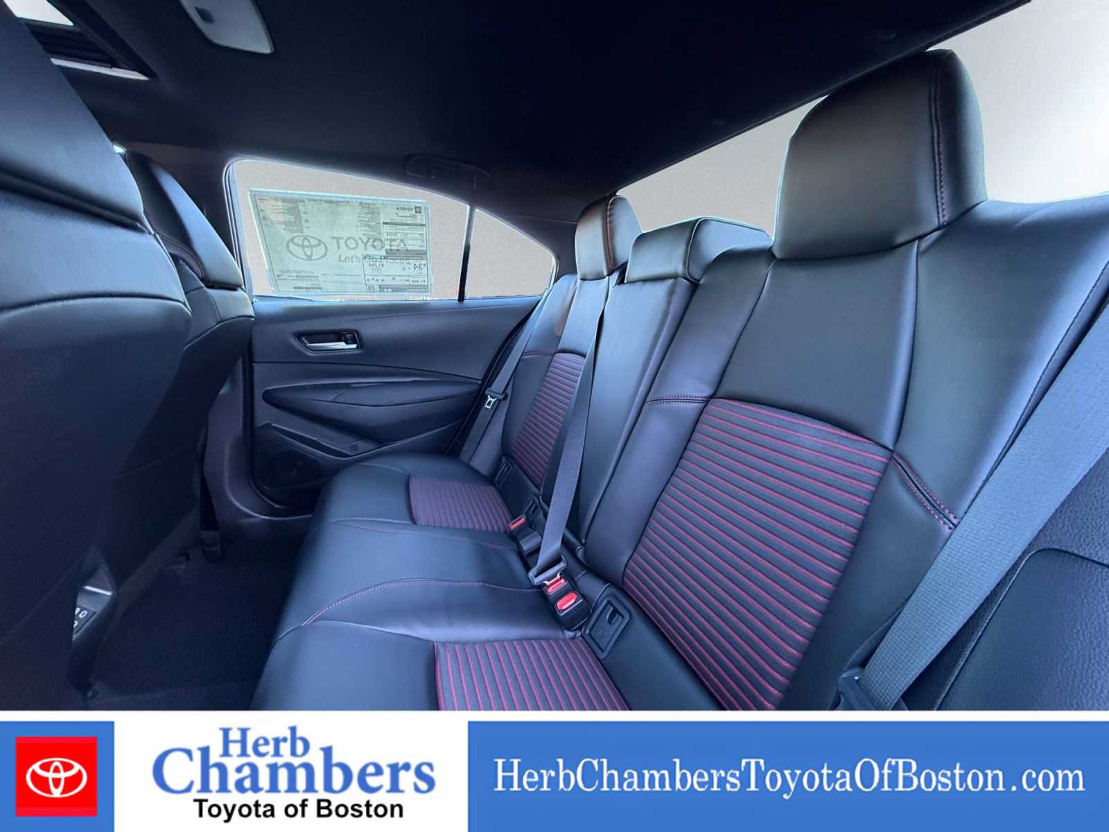Used 2026 Toyota Corolla XSE FWD image 17