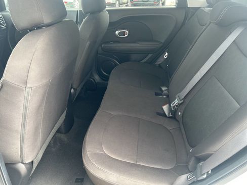 Used 2018 Kia Soul w/ Convenience Package image 9