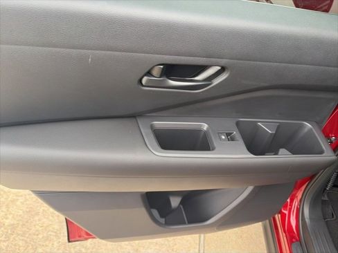 New 2026 Nissan Pathfinder SV image 12